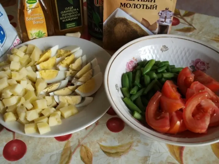 Салат с тунцом и  овощами.: шаг 2