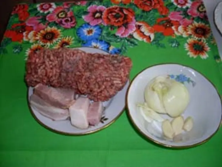 Капуста каталонская (с фаршем): шаг 1