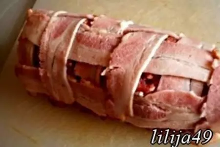 Мясной рулет в беконе: шаг 4