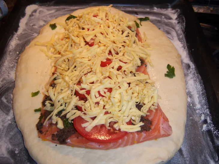 Семга en croute: шаг 4