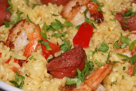 Паэлья с креветками и деревенскими колбасками: шаг 5