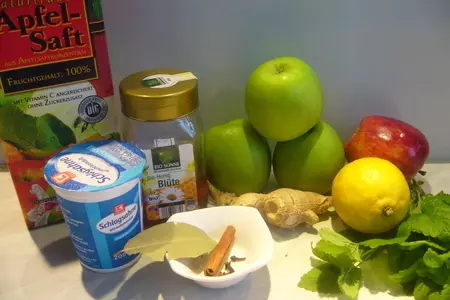 Бархатный холодный яблочный суп: шаг 1
