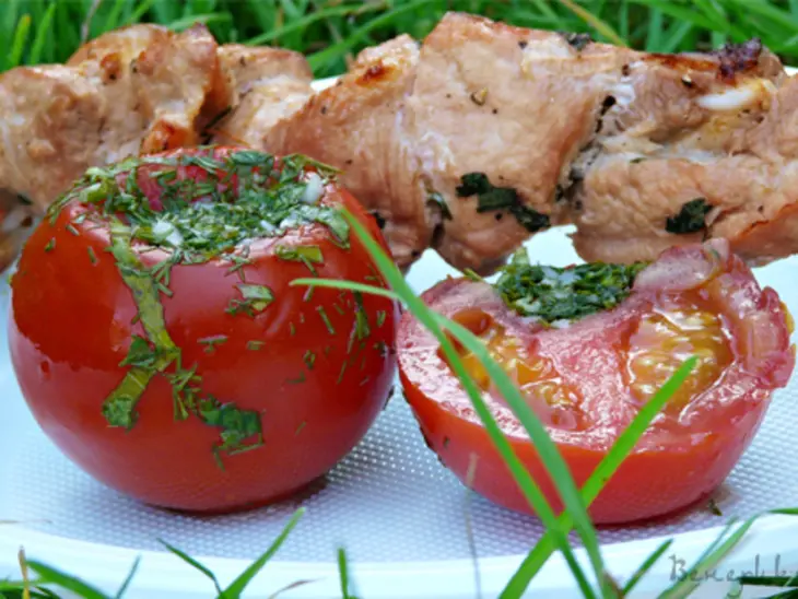 Фаршированные маринованные помидоры (и к водочке, и к мясу, и просто так))): шаг 5