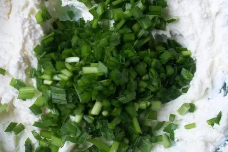 Канапе с лососем и козьим сыром.: шаг 2