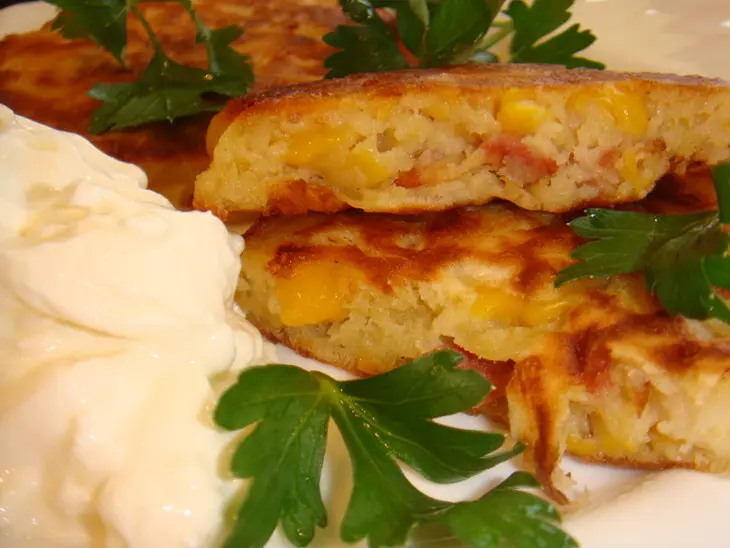 Кукурузные оладушки с беконом: шаг 6