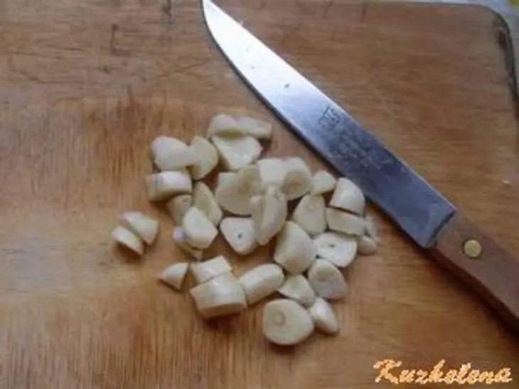 Свинина в пиве с овощами и ананасом: шаг 2