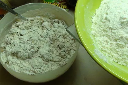 Хлеб ржаной с изюмом, на квасной закваске: шаг 7