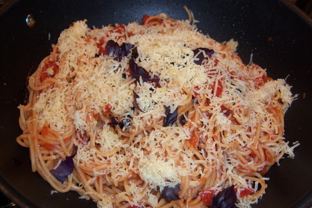 Классические спагетти с помидорами: шаг 5