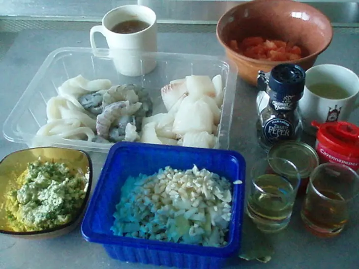 Zarzuela знойная с морепродуктами: шаг 3