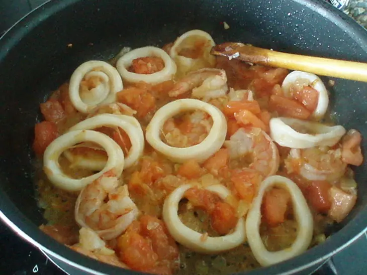 Zarzuela знойная с морепродуктами: шаг 5