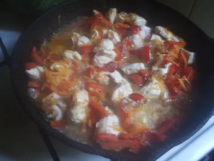 Паста с курицей и овощами: шаг 3
