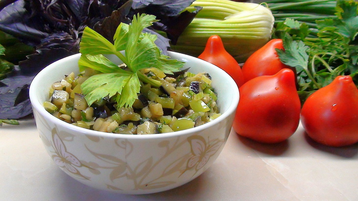 Овощное рагу в домашнем слоёном тесте. пирог с тушёными овощами.: шаг 8