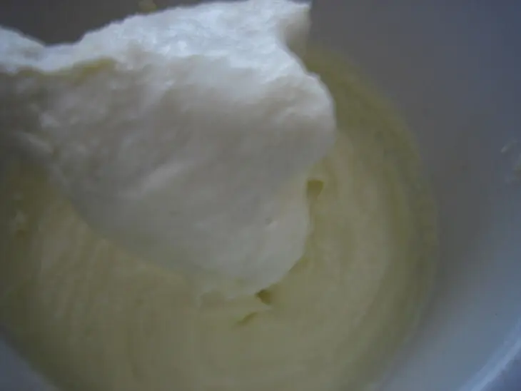 Мальчишки и девчонки,а также их родители!вкуснючее мороженое попробовать хотите вы???(дуэль!!!): шаг 4
