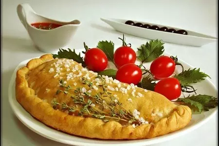 Пицца кальцоне с моццареллой, домашним томатным соусом и шпинатом "грибное лукошко" (дуэльная).: шаг 19