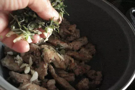 Мясо с соусом ароматное: шаг 10
