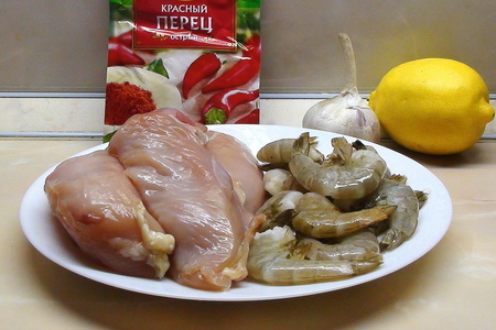 Шашлычки в стиле фьюжн! свинина с абрикосами и курица с креветками. дуэльные :): шаг 1