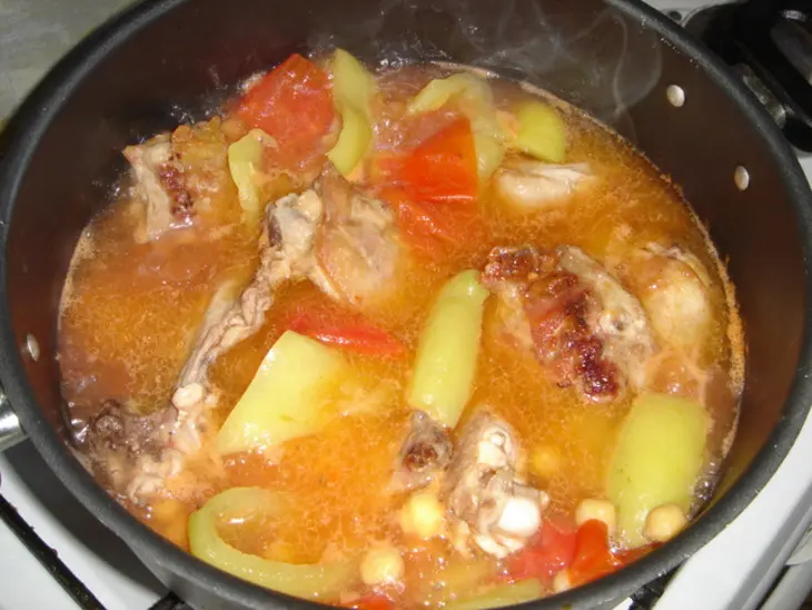 Курица с горохом нут: шаг 3