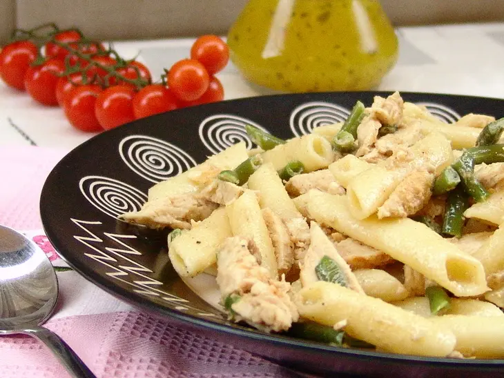 Пенне с курицей и кешью: шаг 1