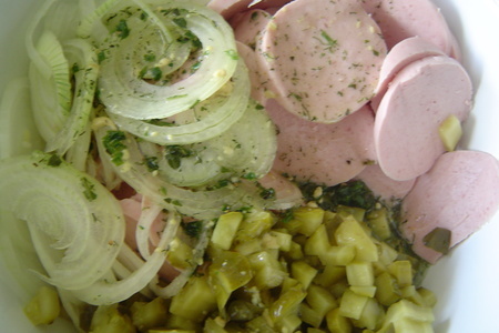 Колбасный салатик в маринаде: шаг 3