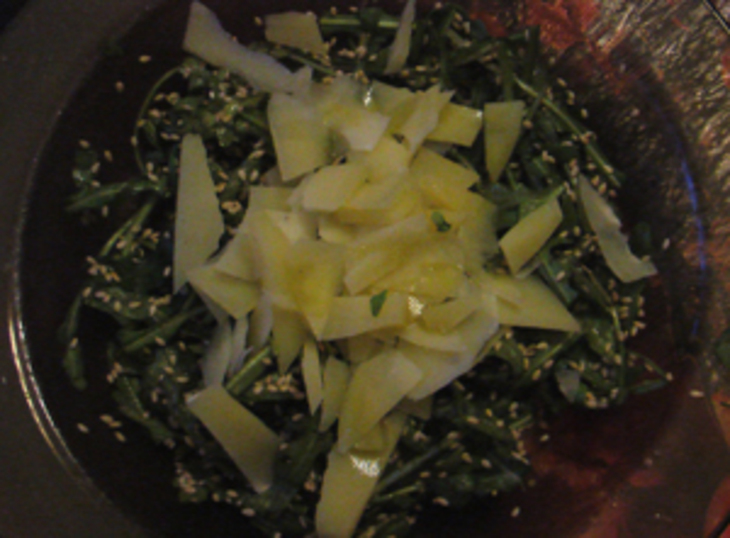 Салат из рукколы: шаг 1