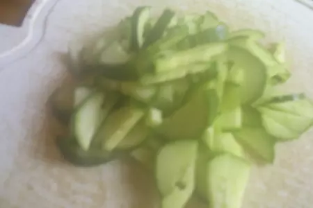 Сырный салат с укропом: шаг 2