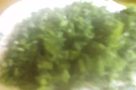 Сырный салат с укропом: шаг 3