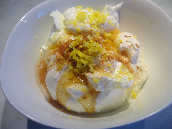 Летний дынный десерт с йогуртом "искушение": шаг 2