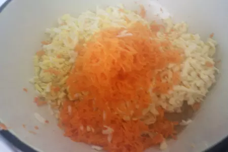 Сырный салат "мышка": шаг 1