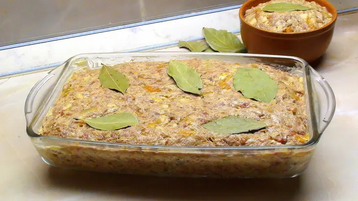 Боботи, мясная запеканка с сухофруктами: шаг 10