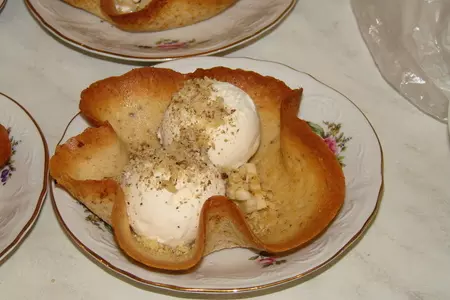 Мороженное в корзиночках: шаг 2