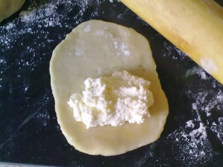 Сочни с творогом по госту: шаг 4