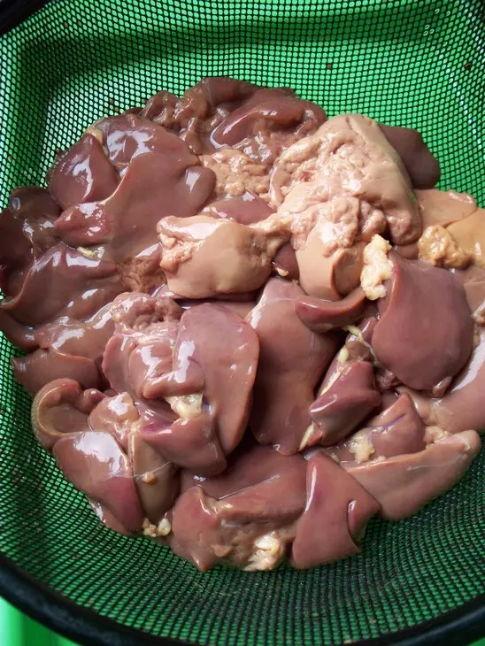 Spicy creamy chicken liver pâté / крем паштет из куриной печени,пикантный.: шаг 1