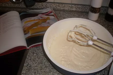 Дуэль.......творожный пирог-ванильное облачко-: шаг 2