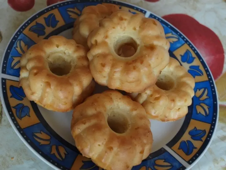 Кексы с плавленными сырками: шаг 4