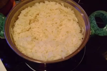 Курица тушёная с помидорами и рисом: шаг 1