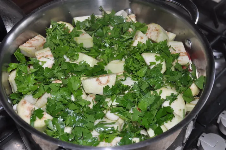 Мясное рагу "пальчики оближешь": шаг 3