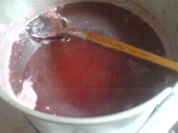 Желе из красной и белой смородины: шаг 3