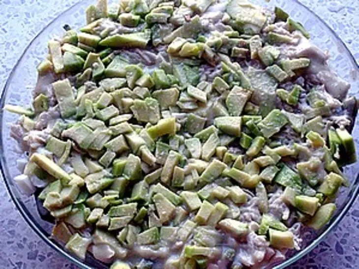 Слоеный салат со спаржей: шаг 6