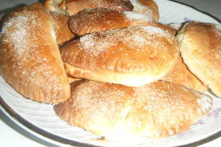 Сочни-пирожки с яблоками: шаг 2