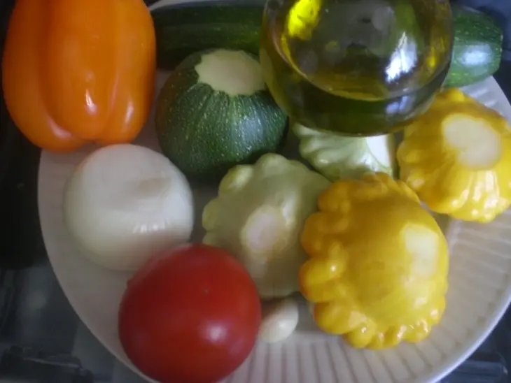 Пряные закусочные маффины из цукинни: шаг 1