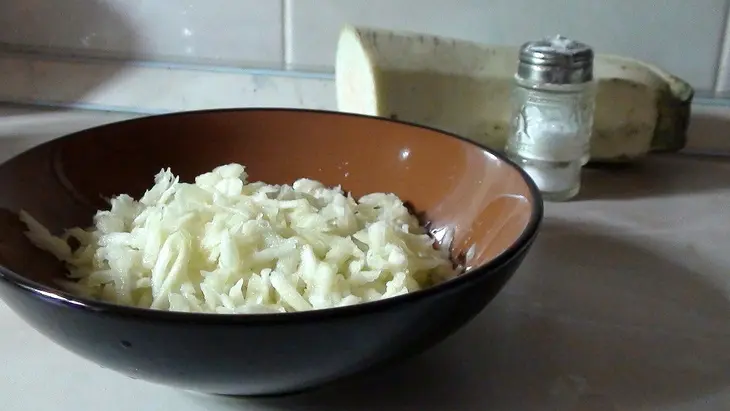Шоколадный кекс с кабачком! кабачковые цукаты, как очень вкусный бонус (дуэль).: шаг 1