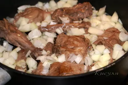 Жаркое из утки с лисичками и картофелем: шаг 2