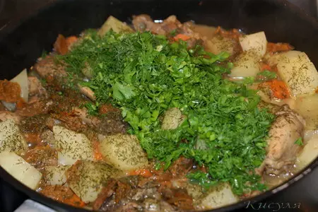 Жаркое из утки с лисичками и картофелем: шаг 6