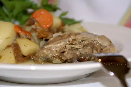 Жаркое из утки с лисичками и картофелем: шаг 7