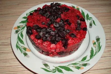 Компот из замороженных ягод: шаг 3