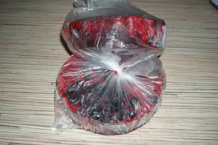 Компот из замороженных ягод: шаг 4