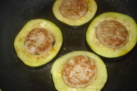 Баклажаные кольца с фаршем: шаг 6