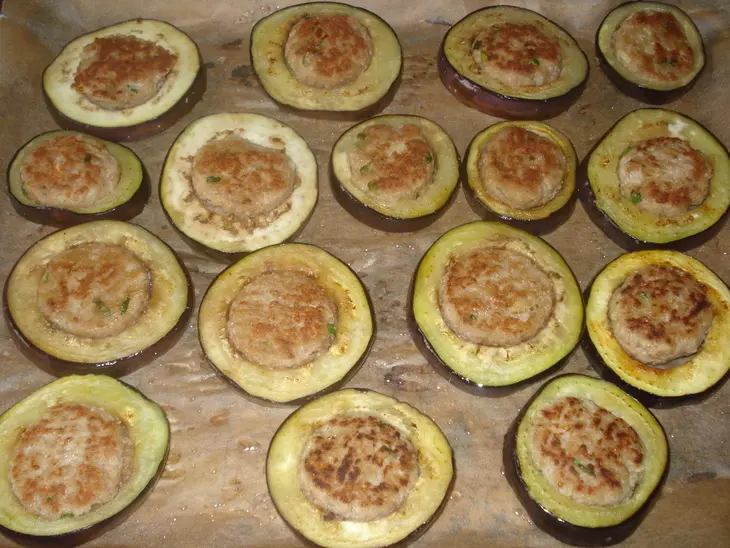 Баклажаные кольца с фаршем: шаг 7