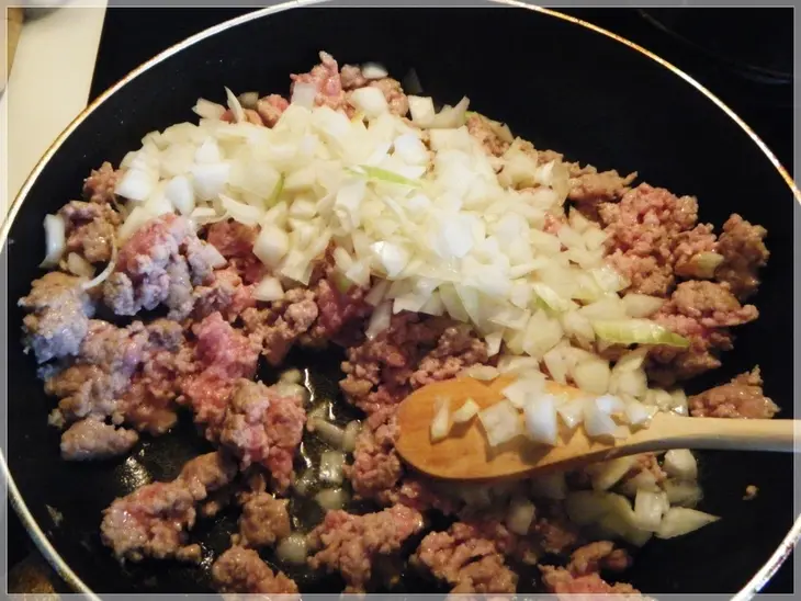 Лазанья под сырным соусом: шаг 1