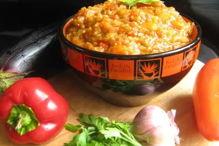 Половинки перцев, фаршированных булгуром и мясом.: шаг 14